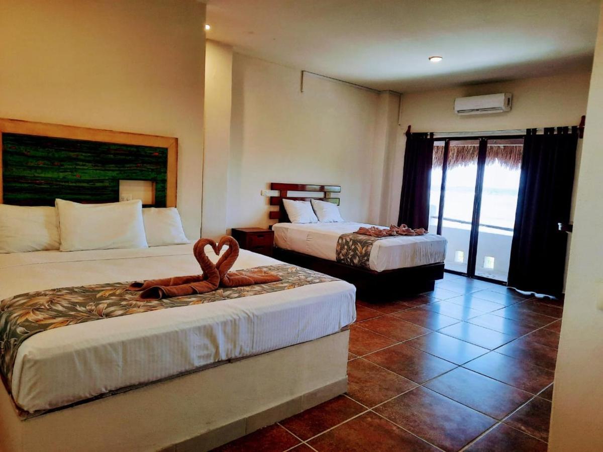 Porto Coral Hotel & Suites 切图马尔 外观 照片